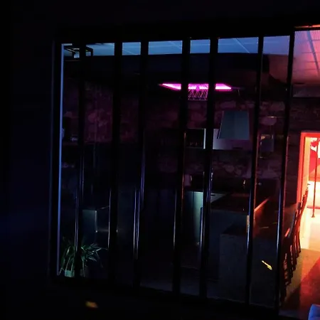 Aka Love'room Лавор